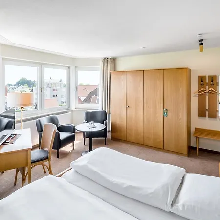Am Hotel
