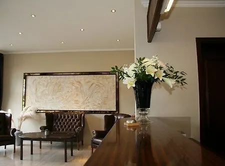 Am Hotel Grömitz